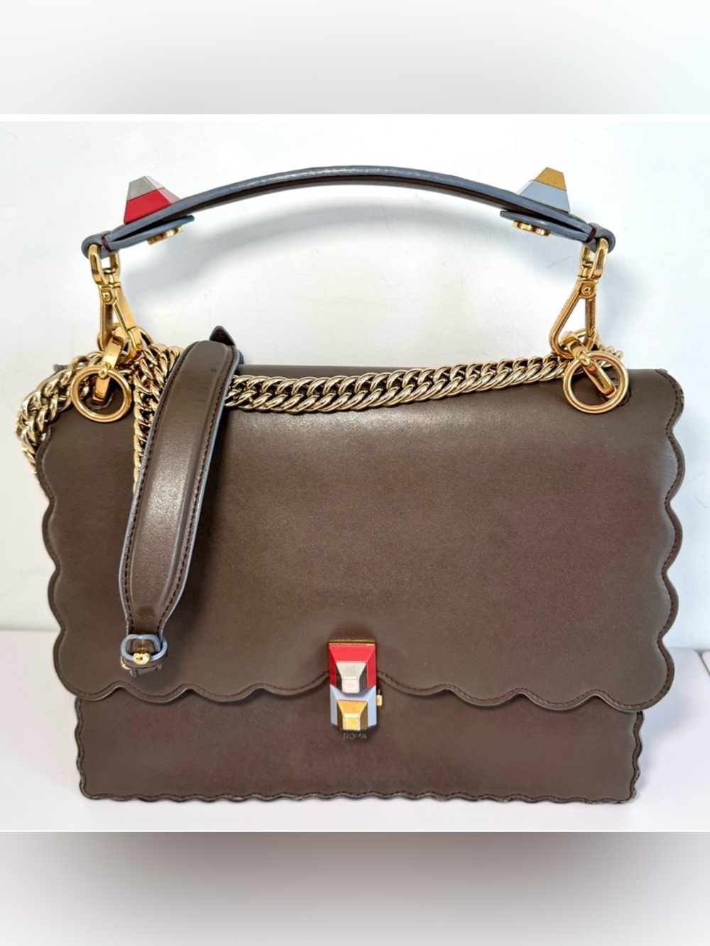 Fendi Kan I Grey Etoupe Calfskin Leather Scallop Trim Bag W Gold Chain Strap